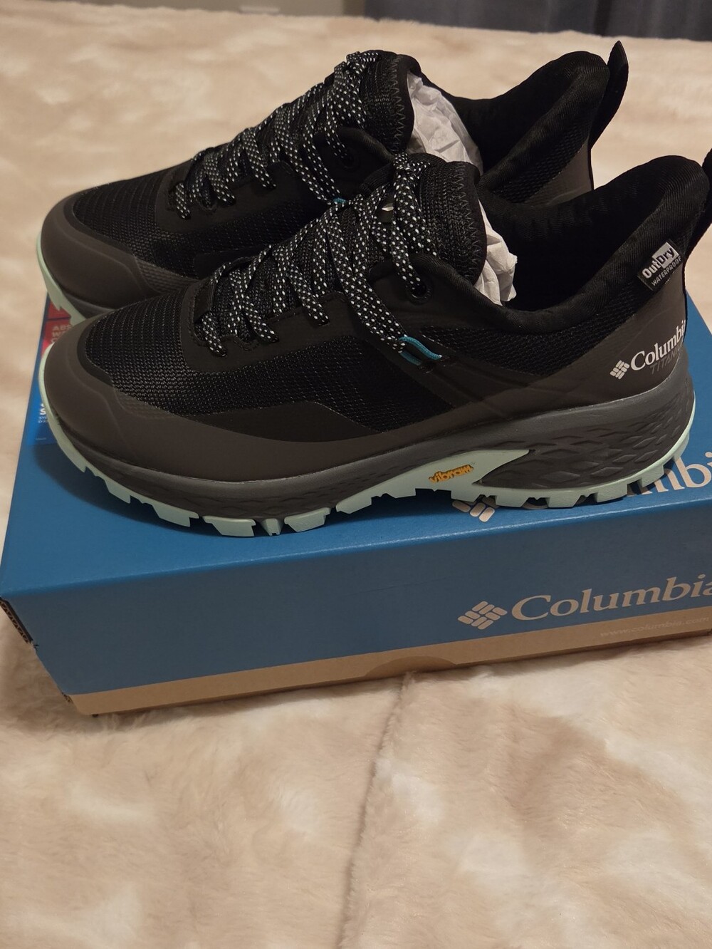 Columbia Women’s Black Athletic Trail Shoes with Mint Accents